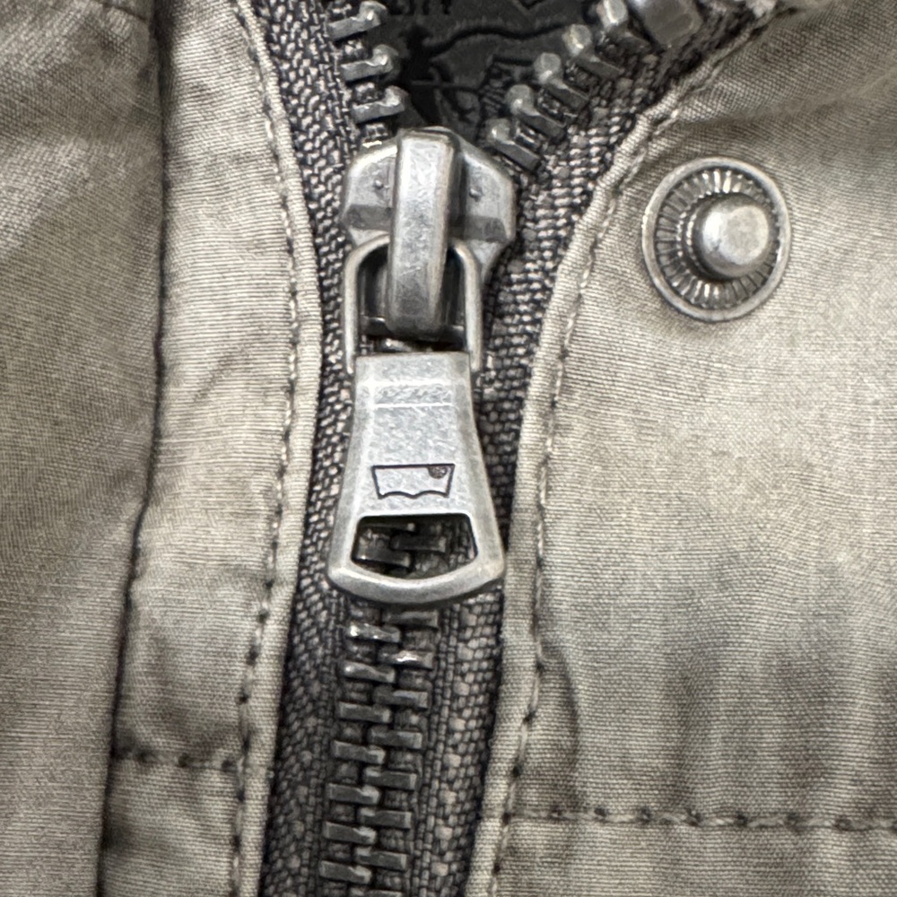 Levi's jacket - Picture 2 of 9